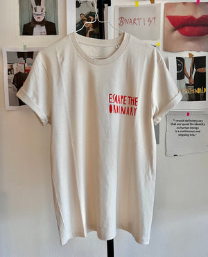 LAST CHANCE // ESCAPE THE ORDINARY T-Shirt // alltimefavorite